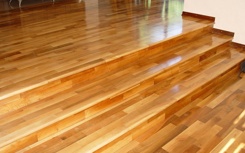 Steps in Strip flooring