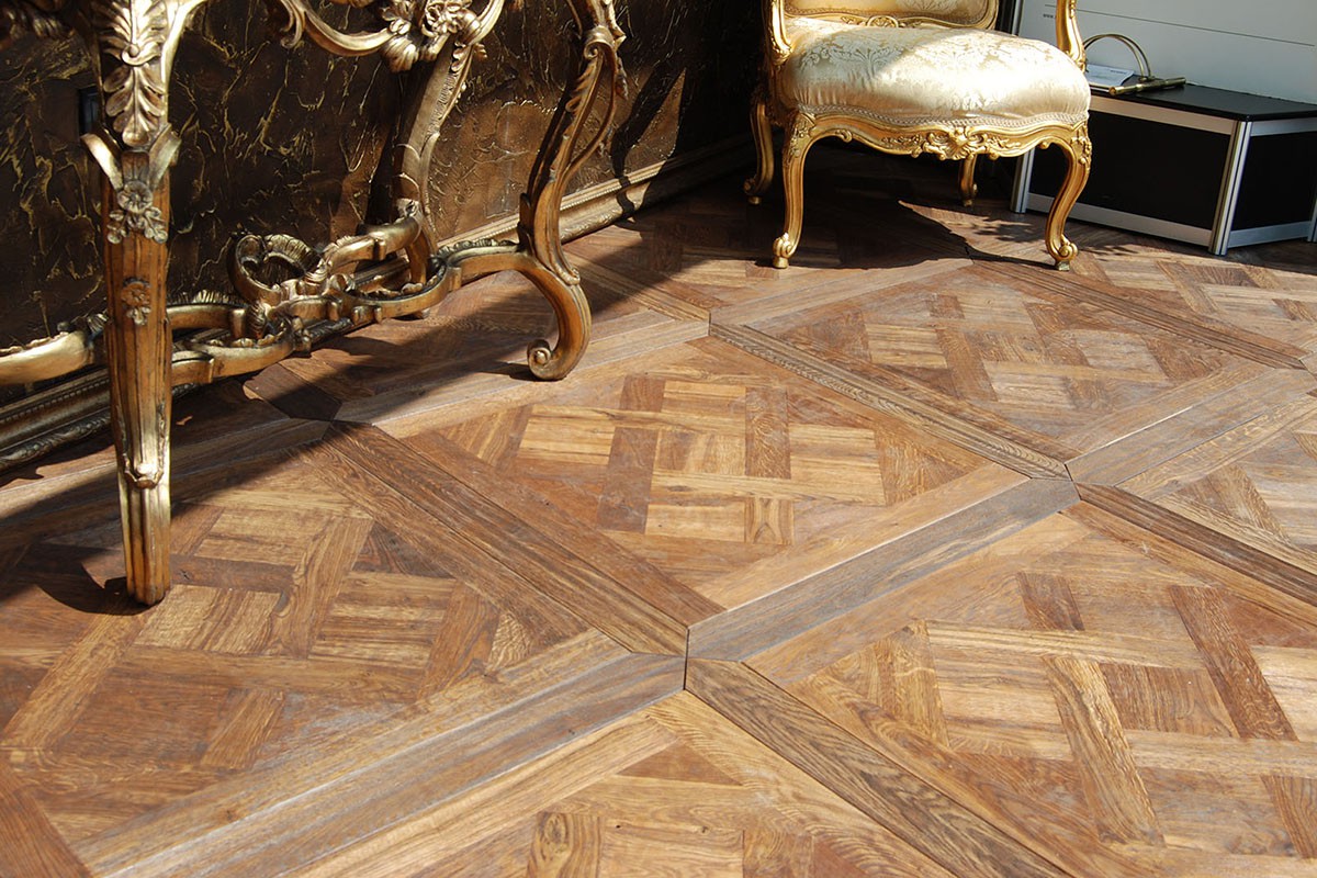 Dolls House Versailles Large Panel Parquet With Single Cross Beam 