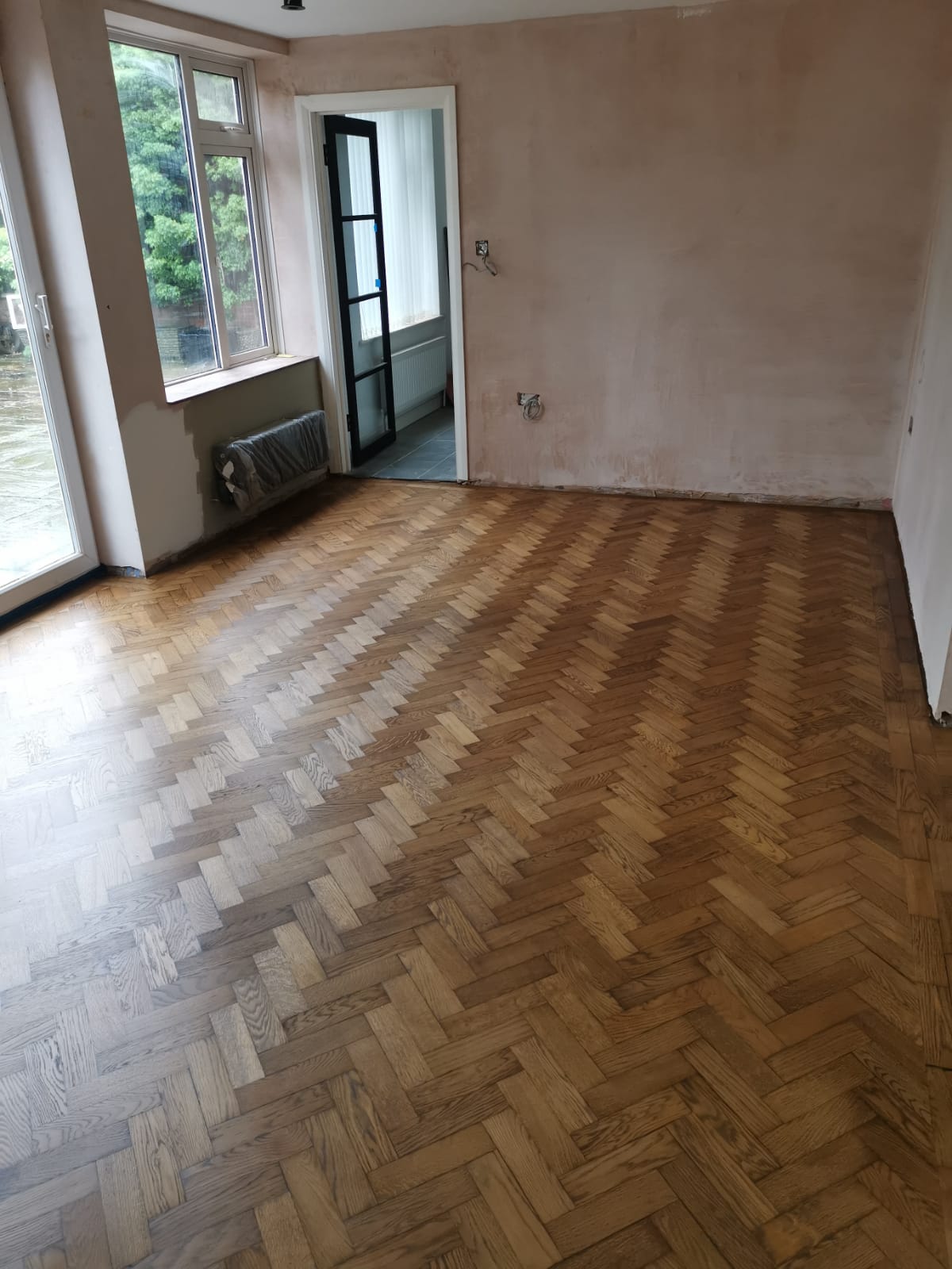 204051 Reclaimed Parquet Installation (8)